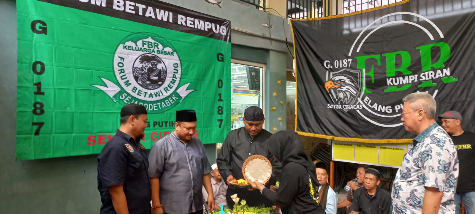Rayakan Milad Ke 7,FBR.G.0187 Sektor Ciracas Santuni Anak Yatim dan Piatu