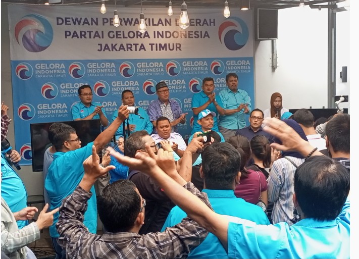Pertemuan Perdana Partai Gelora Indonesia Jakarta Timur Mengadakan "Walk Of Millennial"