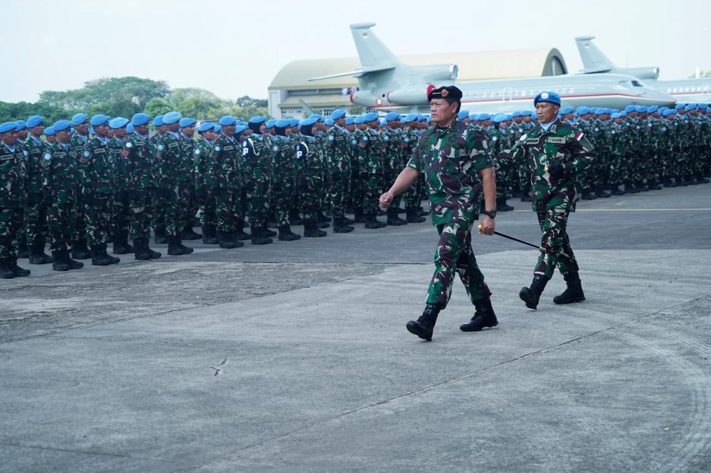 Pangkostrad Letjen TNI Maruli Simanjuntak Hadiri Pemberangkatan Satgas TNI Konga Unifil TA 2023
