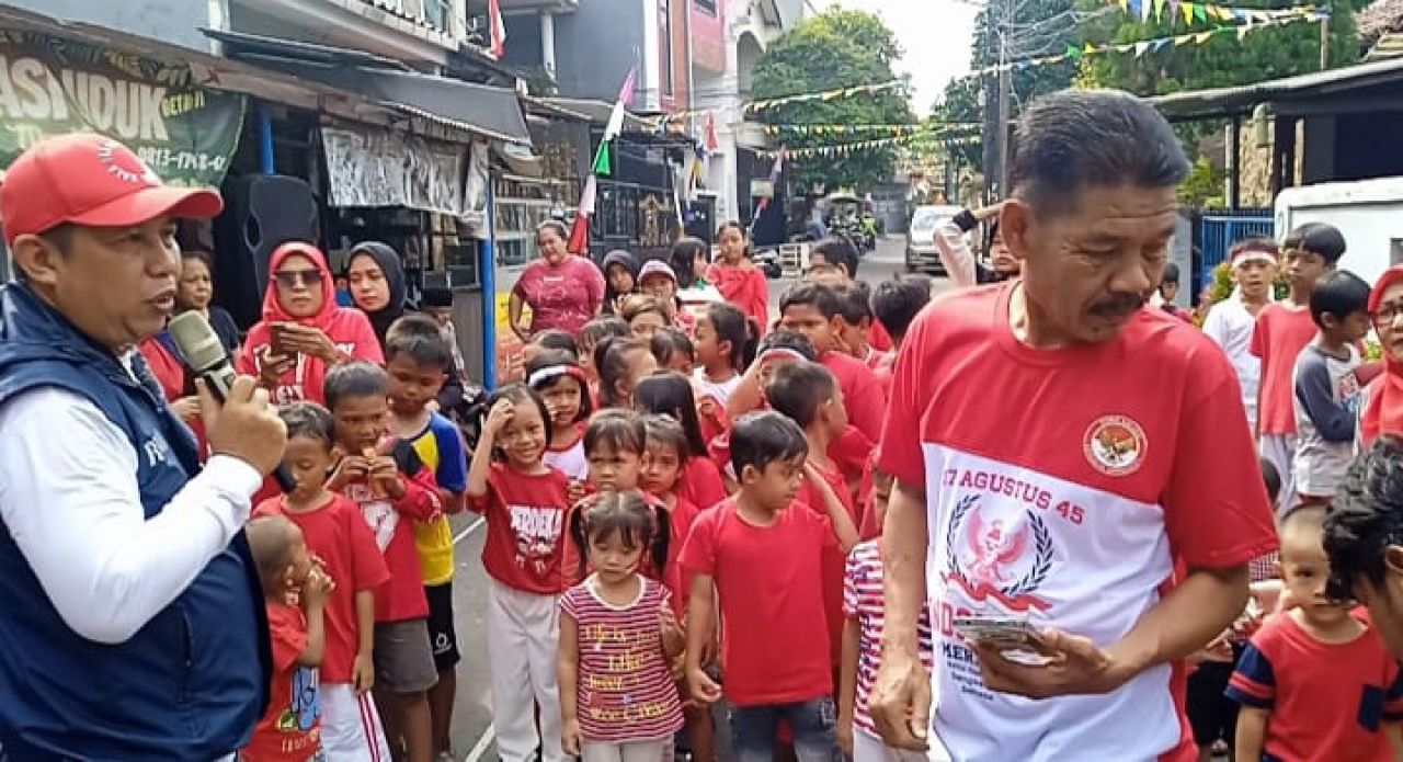 Sambut HUT RI ke-79, Warga RT 02 RW 03 Kedoya Selatan Gelar Perlombaan