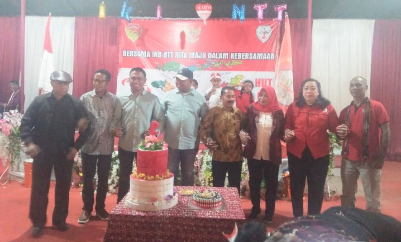 Memperingati HUT Kemerdekaan RI ke- 79 Tahun dan HUT ke- 9 IKB NTT " Bersama IKB NTT Kita Maju Dalam Kebersamaan "