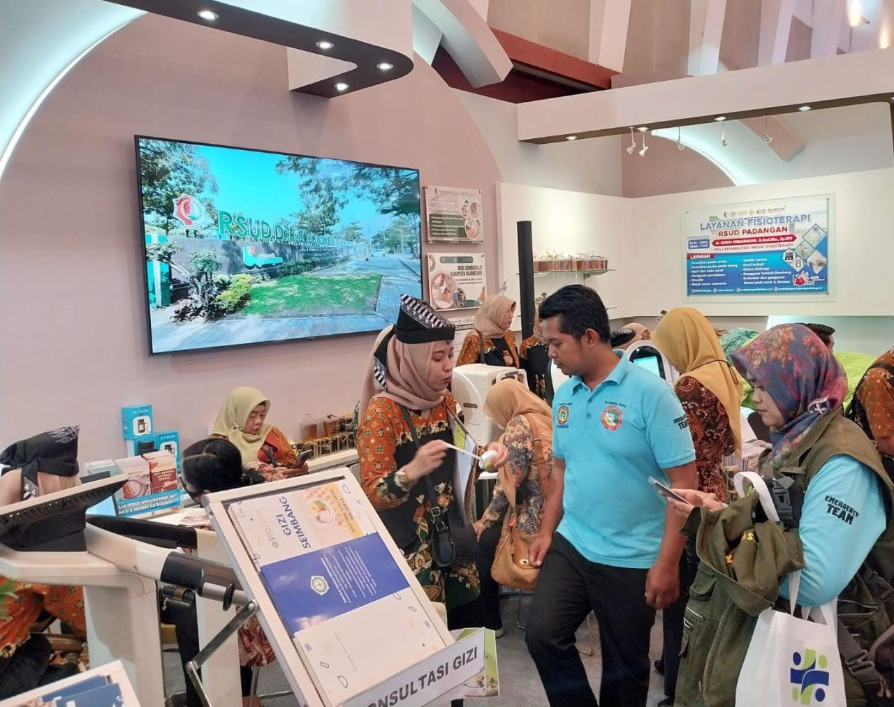 Pemkab Bojonegoro Ikuti Pameran Pelayanan Publik 2024 yang Digelar Pemprov Jatim