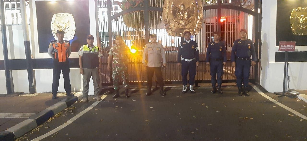 Menjelang Pilkada DKI Jakarta 2024 Patroli Tiga Pilar Menteng Kontrol Kantor KPU Pusat RI