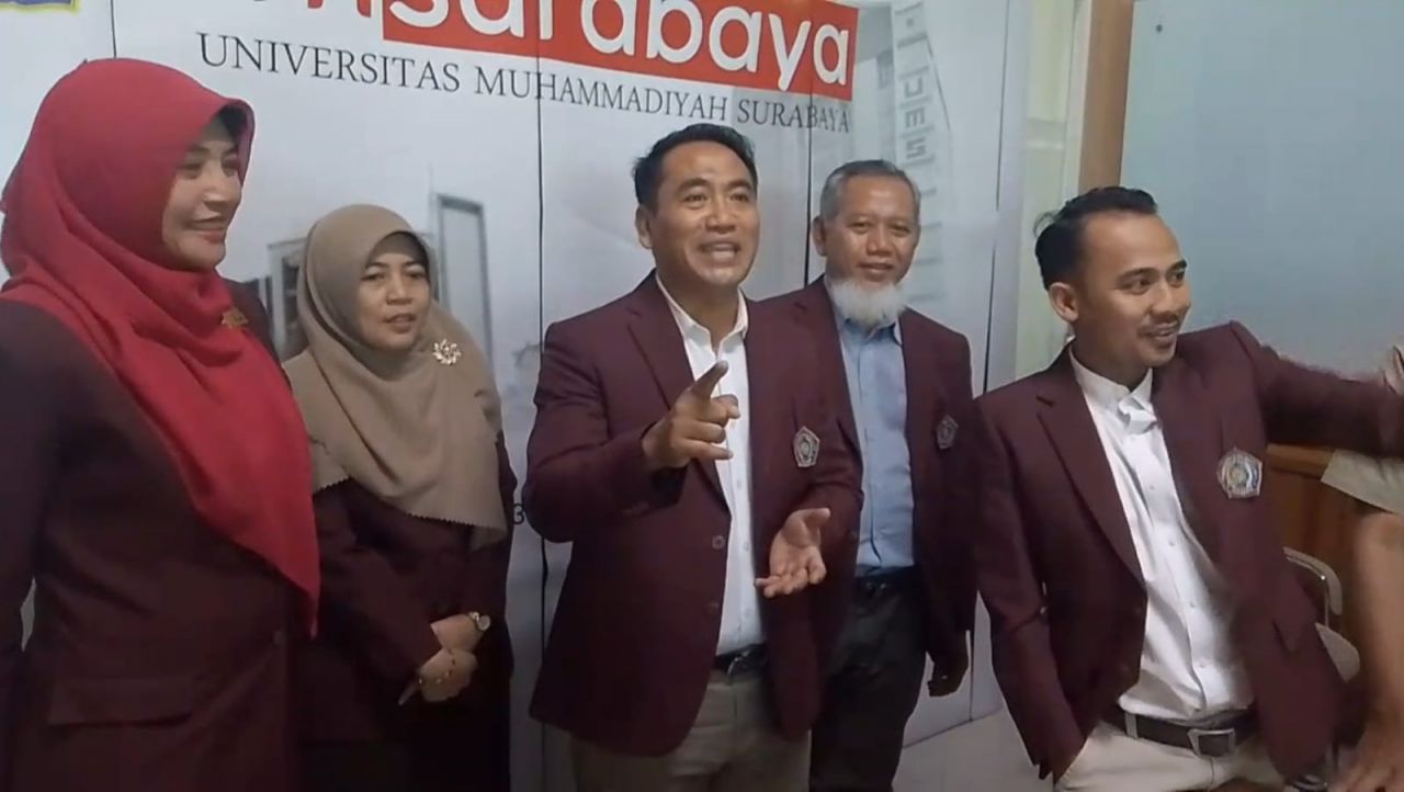 Dukung Penuh Mahasiswa di Timnas, UM Surabaya Gelar Nobar dan Siapkan Beasiswa Bonus