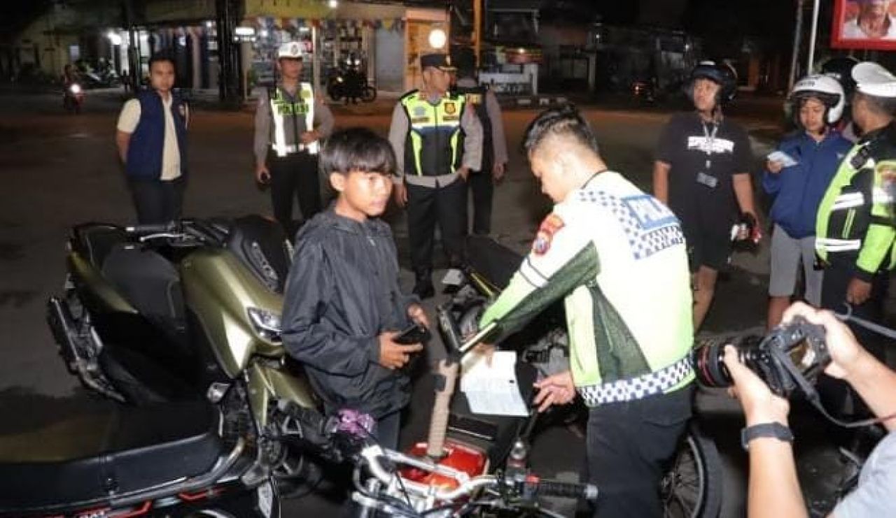 Operasi KRYD Jelang Pengesahan PSHT, Polres Lamongan Amankan Lima Puluh Sembilan Motor Knalpot Brong