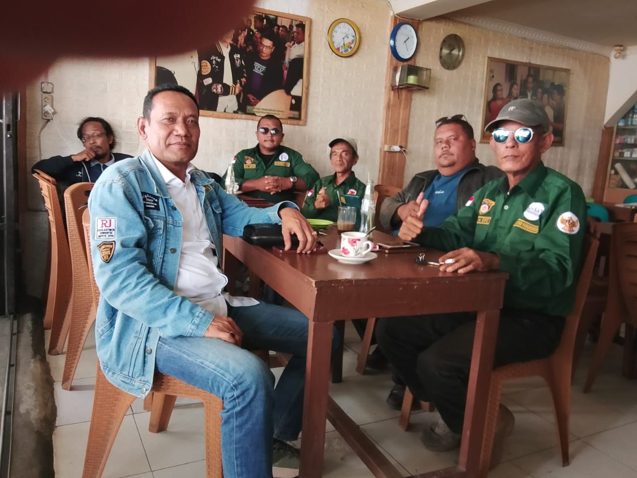 Pengurus Inti DPC AKPERSI Kabupaten Toba Adakan Diskusi Bersama .