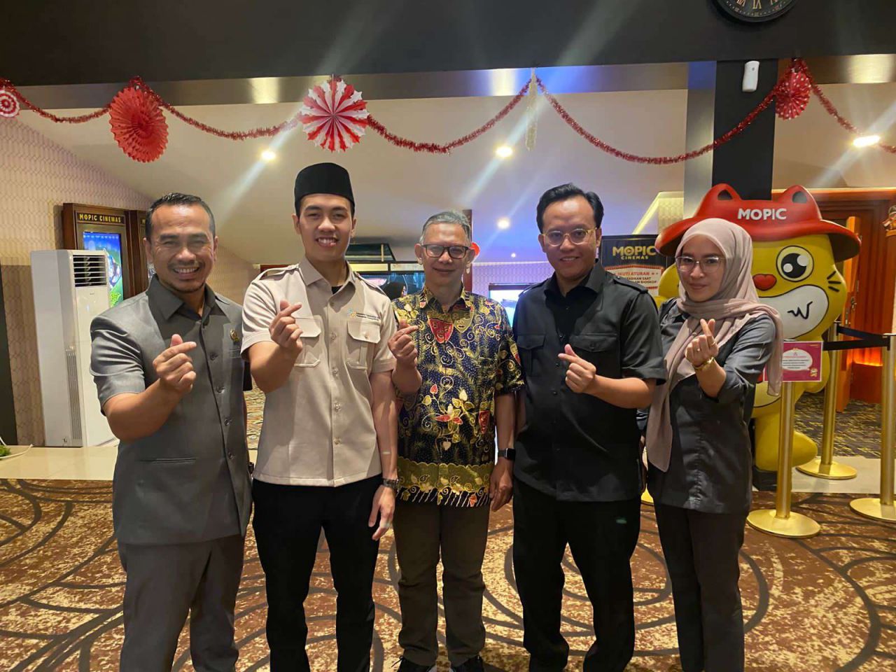 Gerakan Ayah Teladan: Nobar Film Panggil Aku Ayah di Malang Gaungkan Peran Ayah