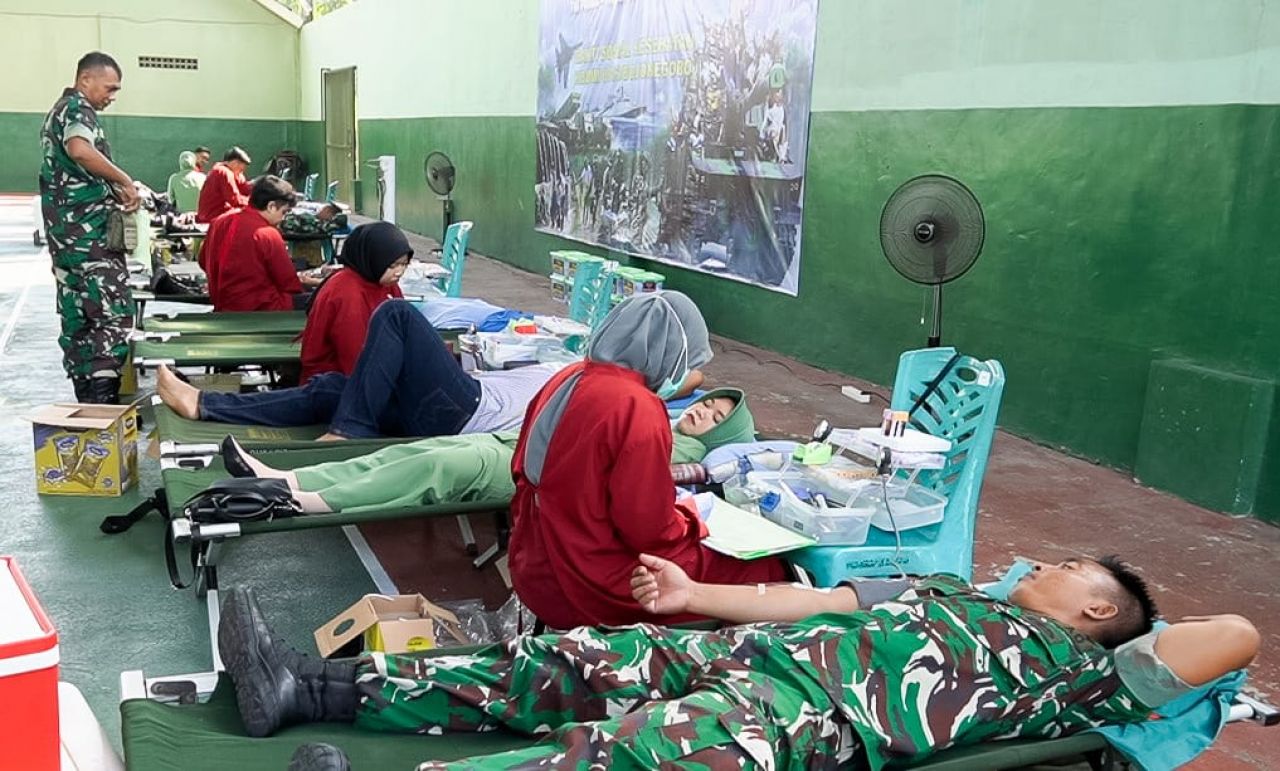 Kodim Bojonegoro Gelar Donor Darah Sambut HUT ke-80 TNI