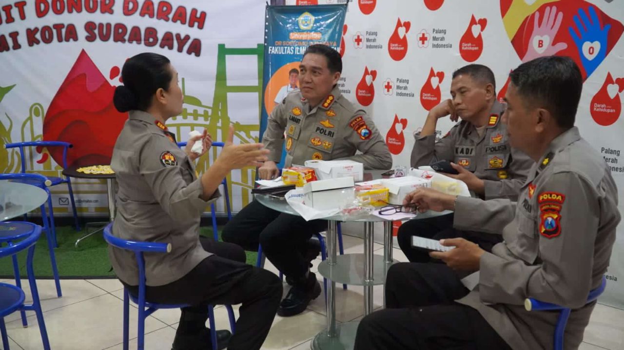 Donor Darah Humas Polri di Surabaya: Aksi Nyata Kepedulian Menyambut HUT ke-74
