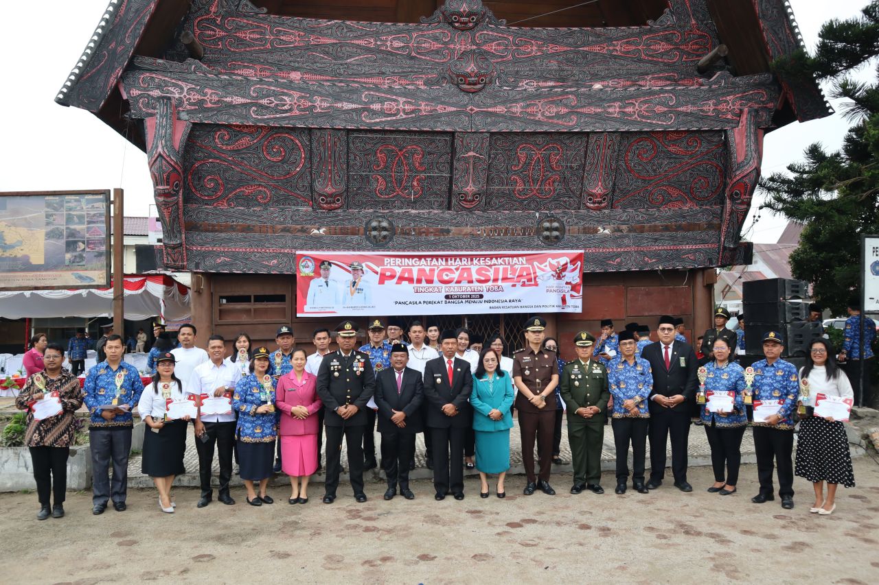 Kapolres Toba Pimpin Upacara Peringatan Hari Kesaktian Pancasila 2025