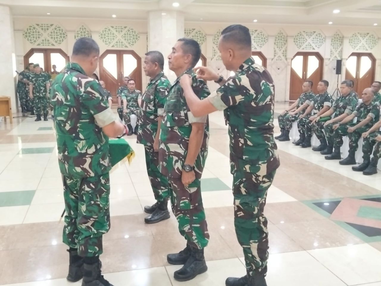 Tingkatkan Profesionalisme Satuan Teritorial, Danrem 052/Wkr Resmi Tutup Latihan Posko I Kodim 0510/Tigaraksa