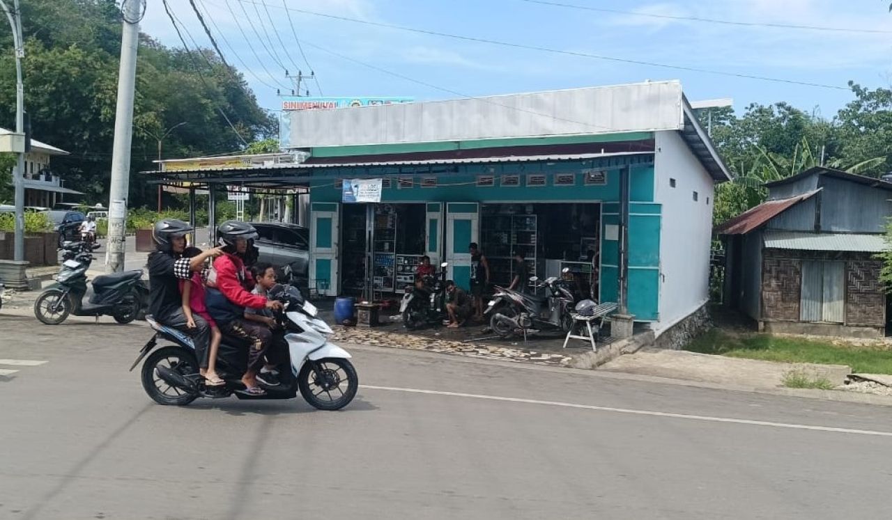Bengkel HI Motor Labuan Bajo Diduga Jual Oli Motor Tanpa Distribusi Resmi, AHM Belum Tanggapi
