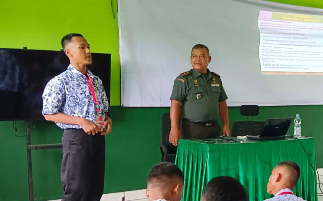 Danramil 05/Bantar Gebang Tanamkan Cinta Tanah Air Lewat Sosialisasi Bela Negara di Sekolah