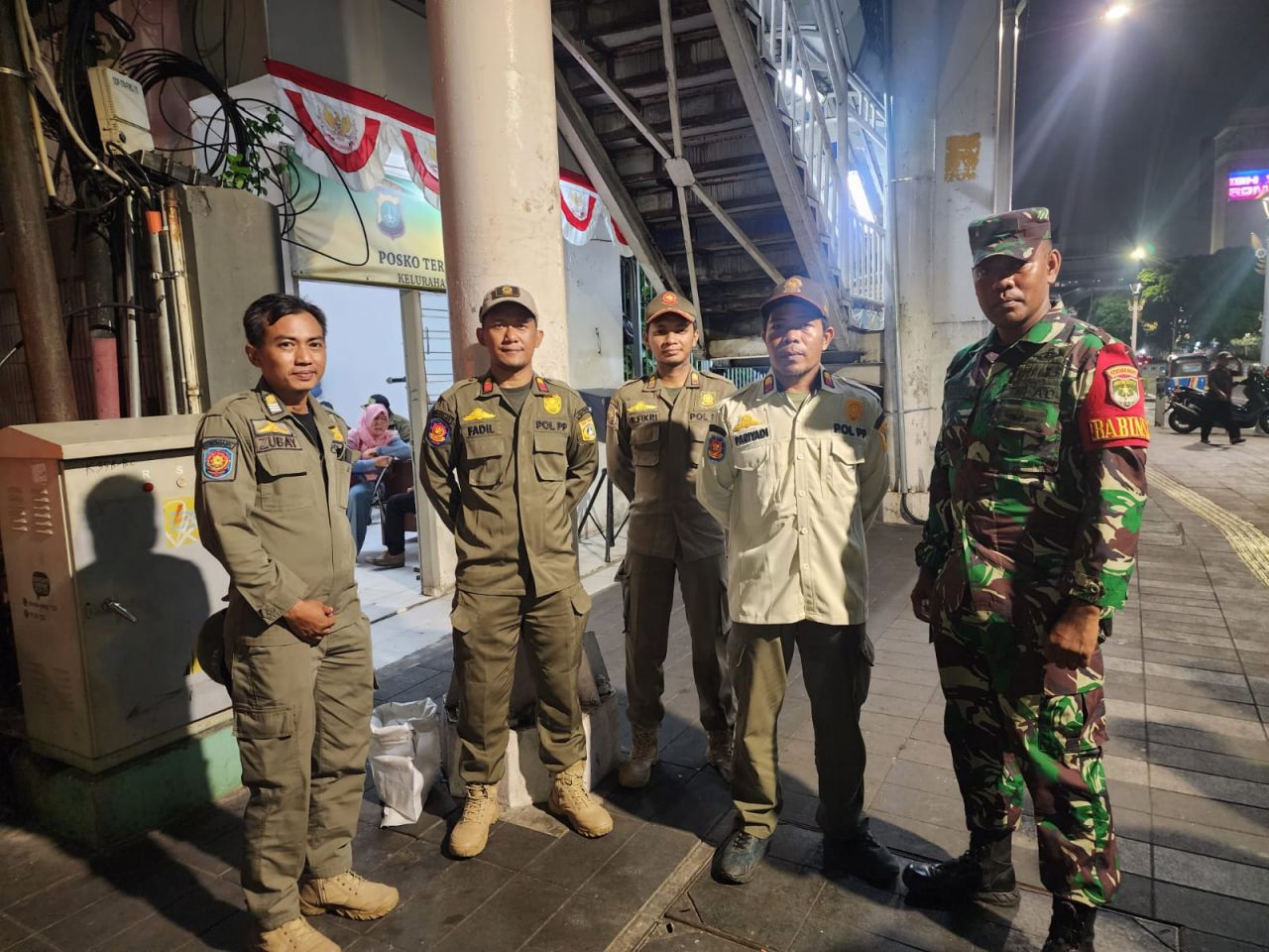 Kodim 0505/JT dan Komduk Matraman Gelar Patroli Siskamling Wujudkan Rasa Aman Warga