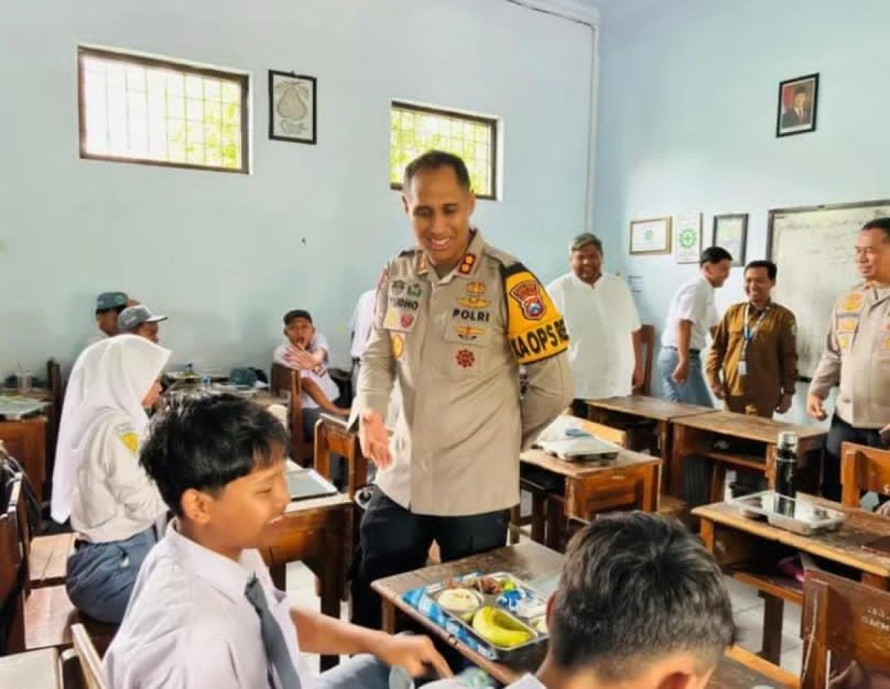 SMK Islam 1 Blitar Terima MPG Perdana Langsung Didampingi Oleh Kapolresta Blitar.