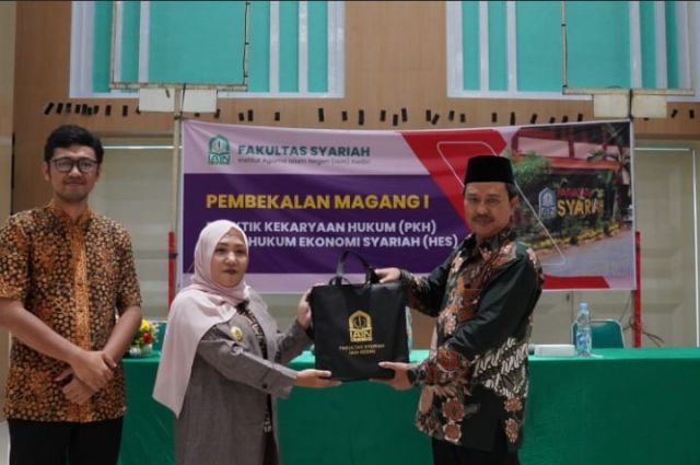 Dosen UIT Lirboyo Berikan Pembekalan Magang PKH di IAIN Kediri