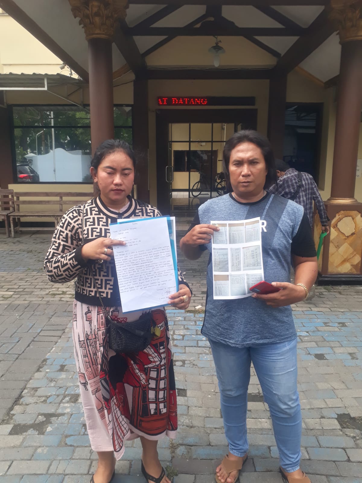 Wanita Kedinding "Polisikan" Komplotan Penipu ke Polsek Kenjeran