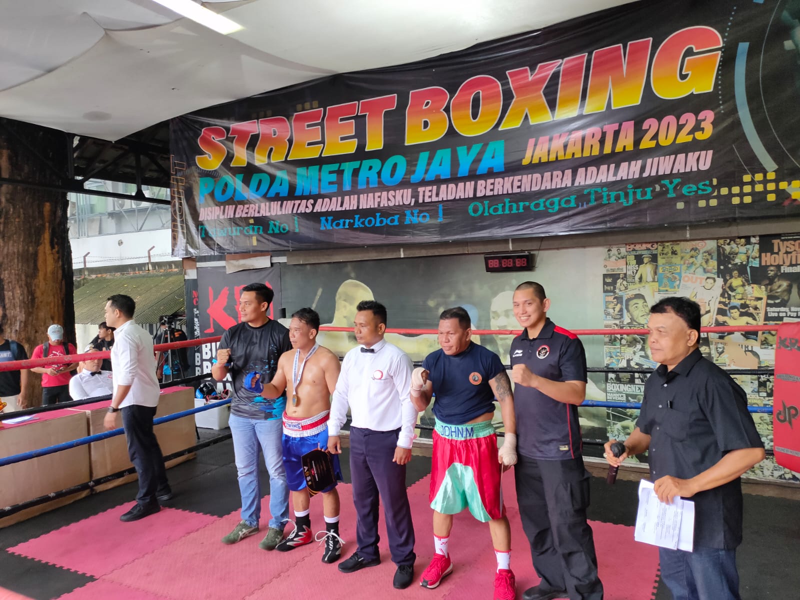 Mengurangi Kenakalan Remaja, Ditlantas Polda Metro Gelar Street Boxing