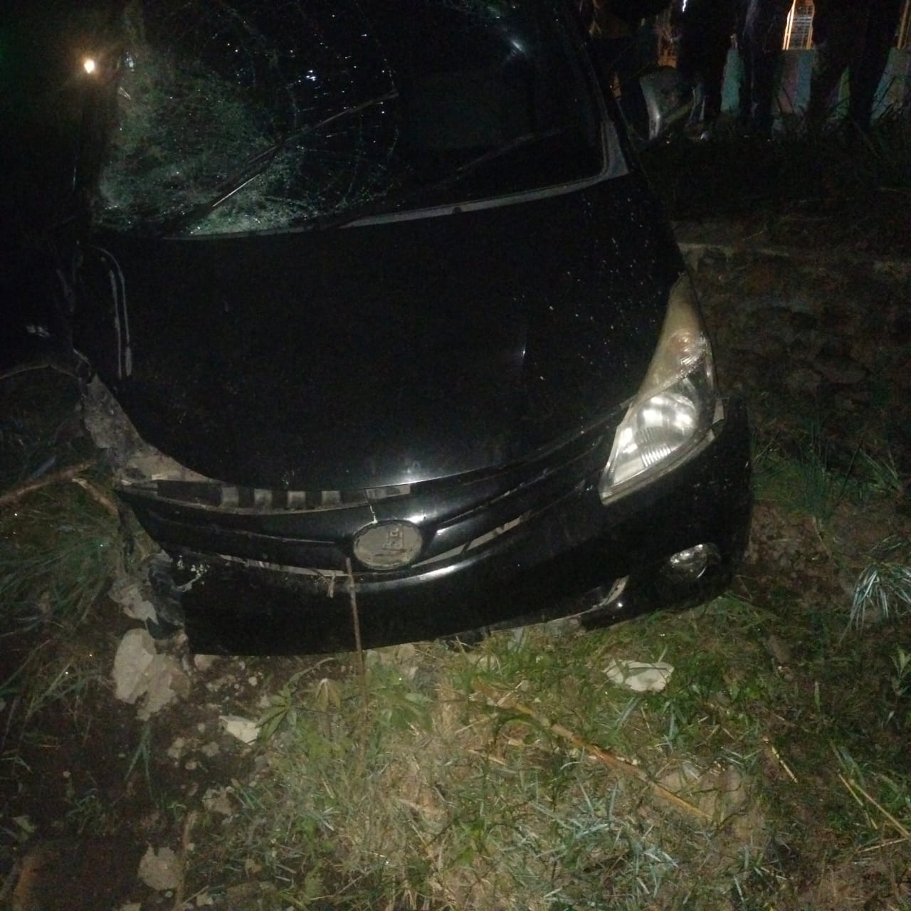 Brak !!! Mobil Avanza Tabrak Motor, 1 Nyawa Melayang
