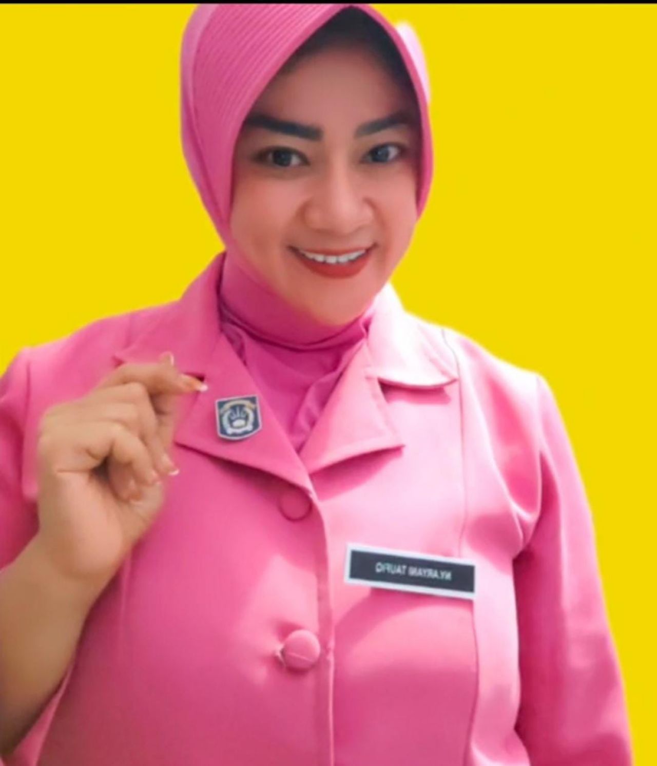 Diduga Ditelantarkan Suaminya, Bhayangkari Polres Sumba Timur Curhat