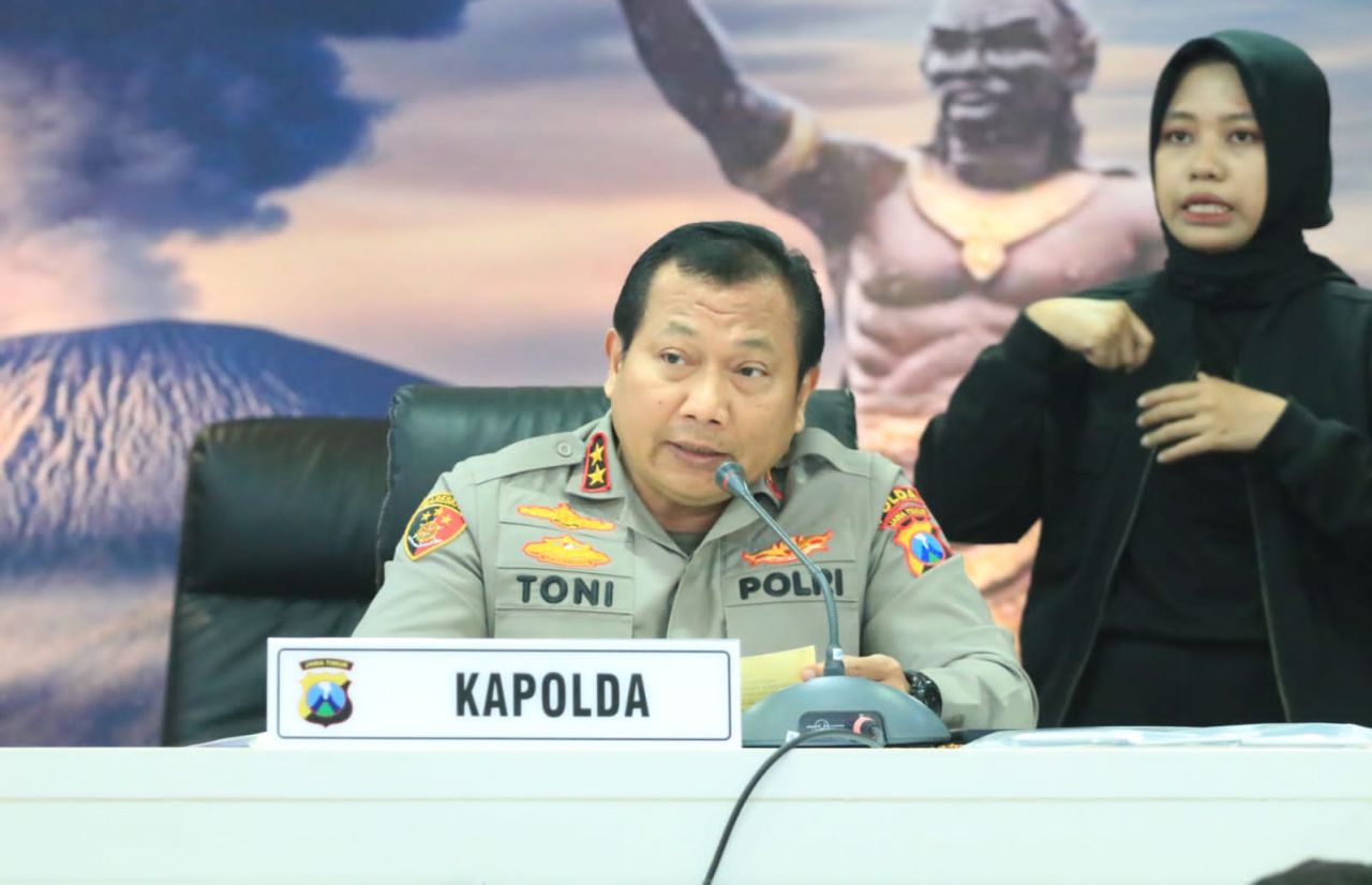 Polda Jatim Ungkap TPPO, 4 Pria dan 1 Wanita di Tetapkan Tersangka, 1 Orang Dinyatakan DPO