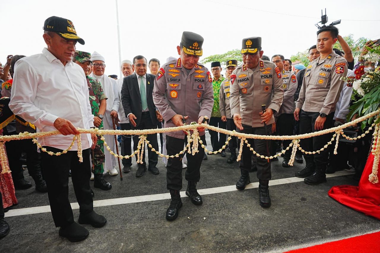 Resmikan Rumah Sakit dan Polres Tapsel, Kapolri Tegaskan Beri Pelayanan Terbaik