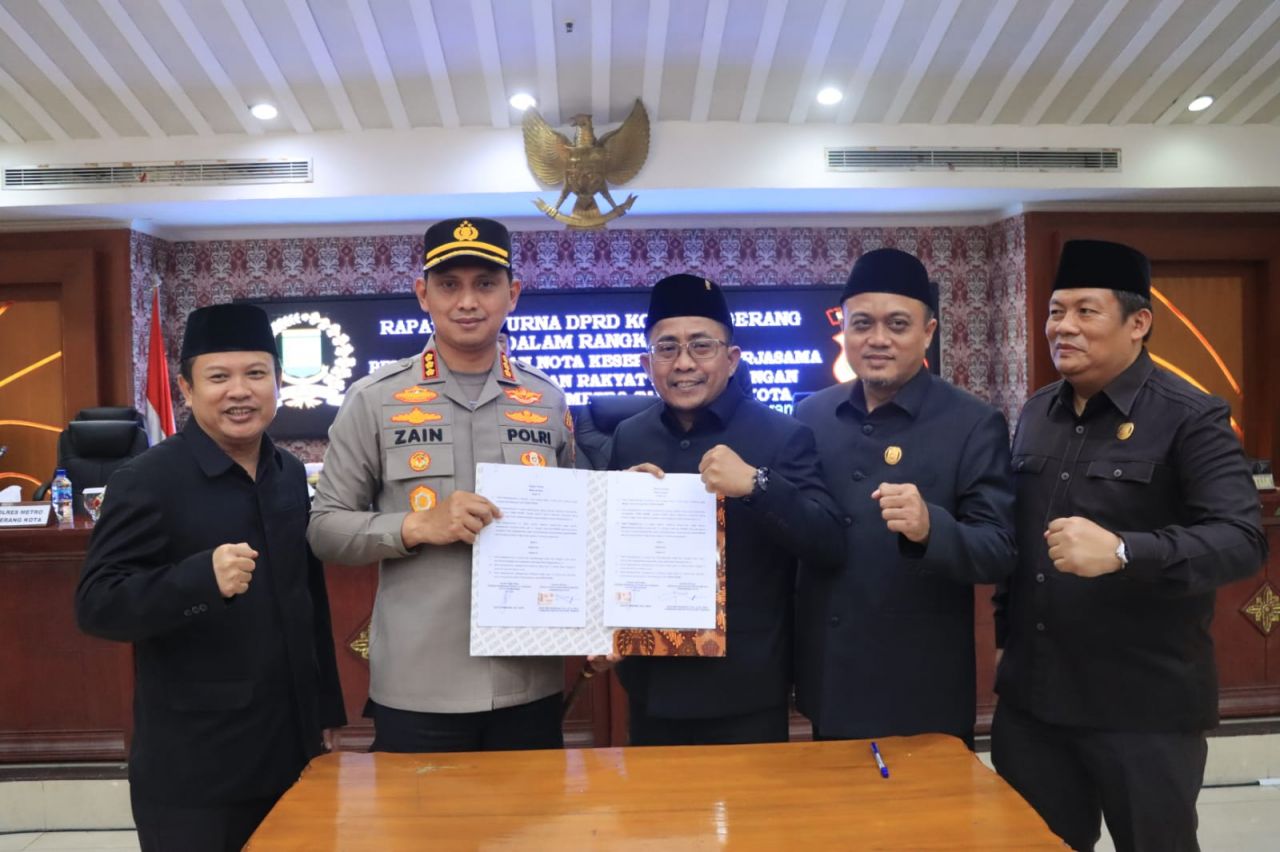 DPRD Kota Tangerang dan Polres Metro Tangerang Kota Tandatangani Nota Kesepahaman Bantuan Pengamanan dan Produk Hukum