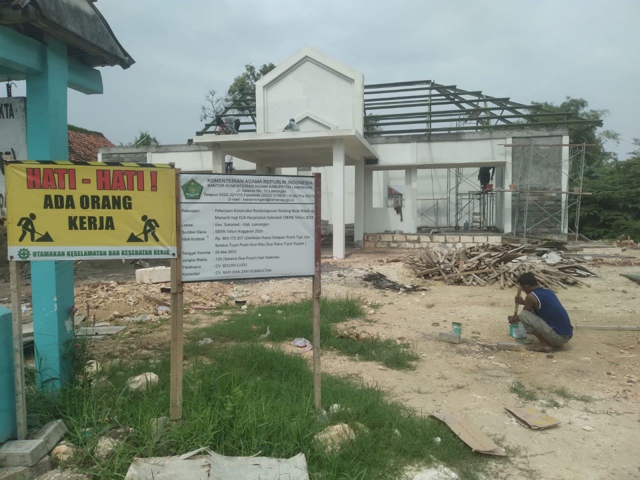 Pembagunan Balai Nikah dan Manasik Haji Kecamatan Sukodadi Lamongan Diduga Abaikan K3