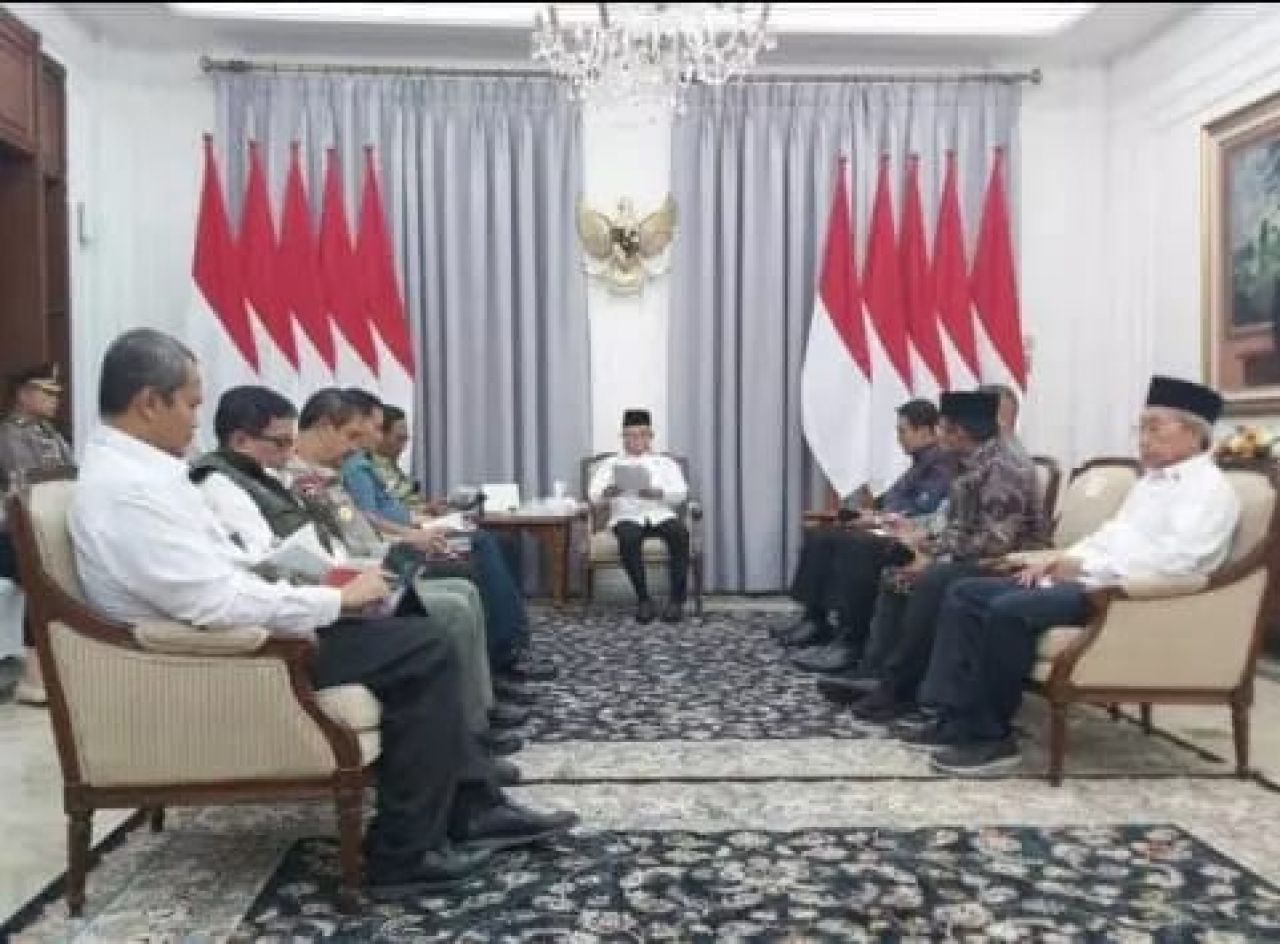 Wakili Kapolri, Komjen Agus Hadiri Rapat Terkait Kekeringan dan Kelaparan di Papua Tengah