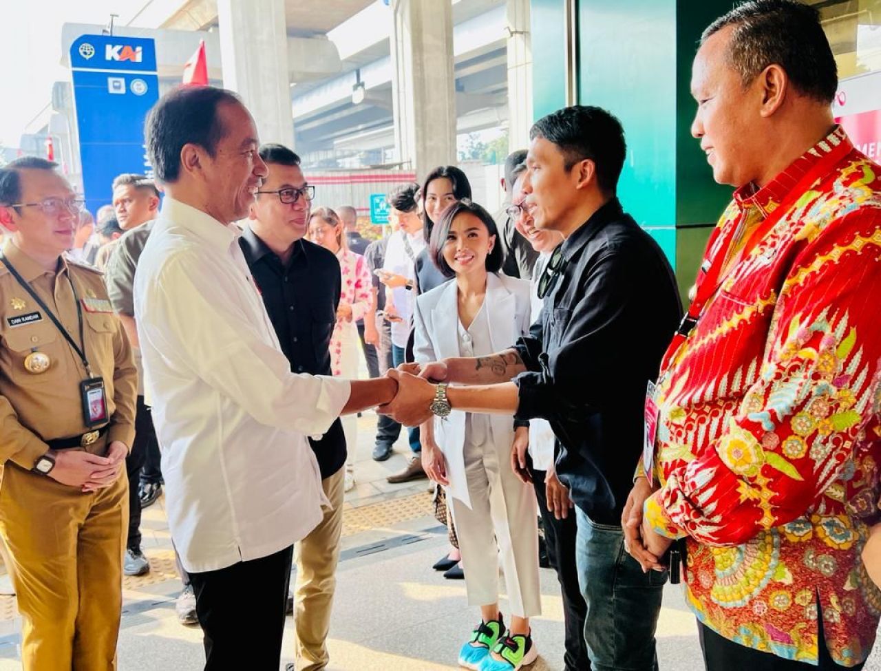 Plt. Wali Kota Bekasi Ikut Naik LRT Jabodebek Bersama Presiden RI dan Para Influencer Tanah Air