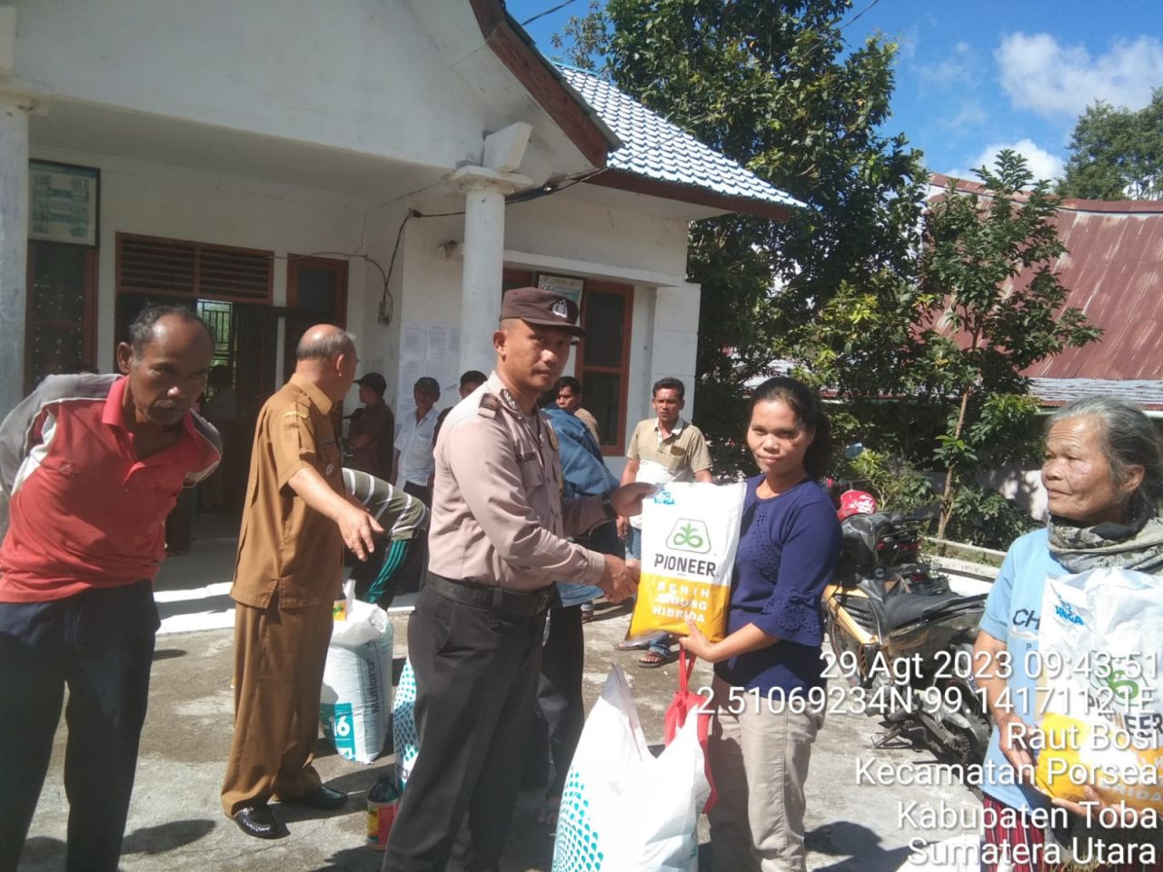 Dukung Ketapang, Bripka S Siagian Hadiri Undangan di Balai Desa Lumban Sangkalan