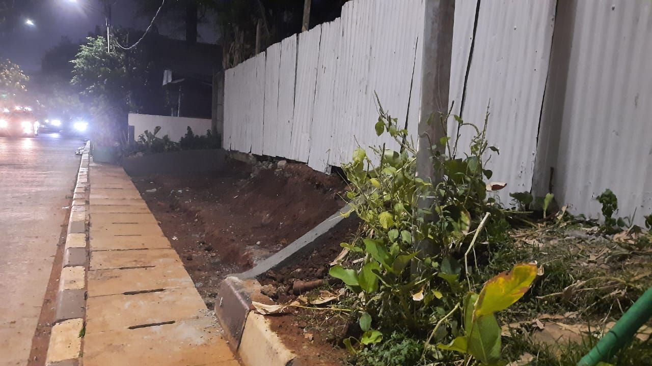 Diduga Ada Gratifikasi, Walikota Jakarta Barat Tutup Mata Soal Pengerusakan Jalur Hijau