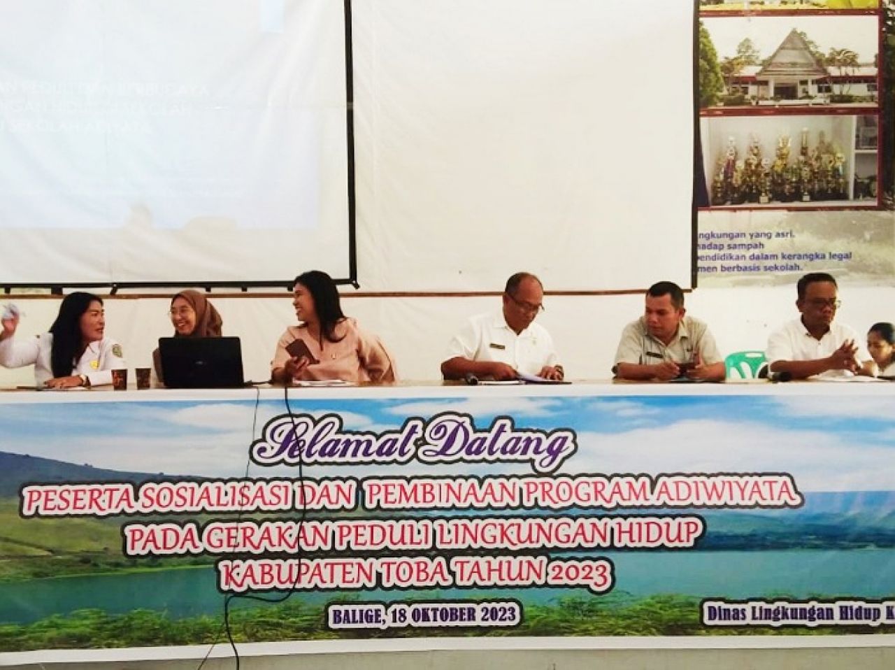 Kepsek SMAN 2 Balige: Mari Ciptakan Sekolah Berbudaya Lingkungan