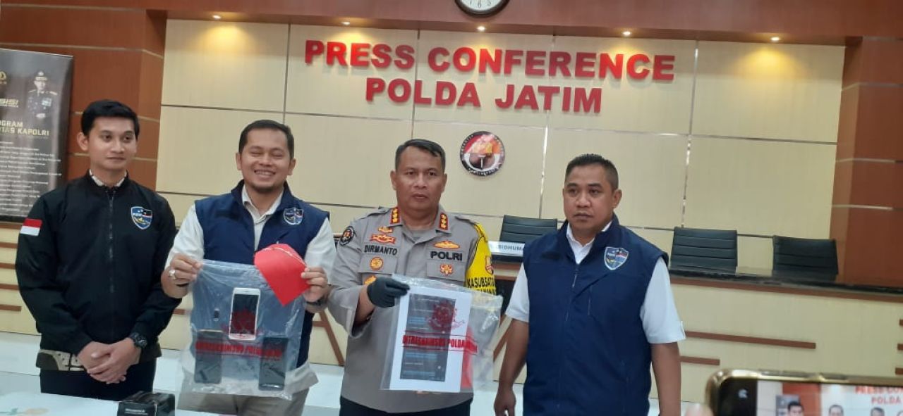 Polda Jatim Menangkap Mahasiswa Asal Pasuruan Penjual Konten Pornografi Melalui Medsos