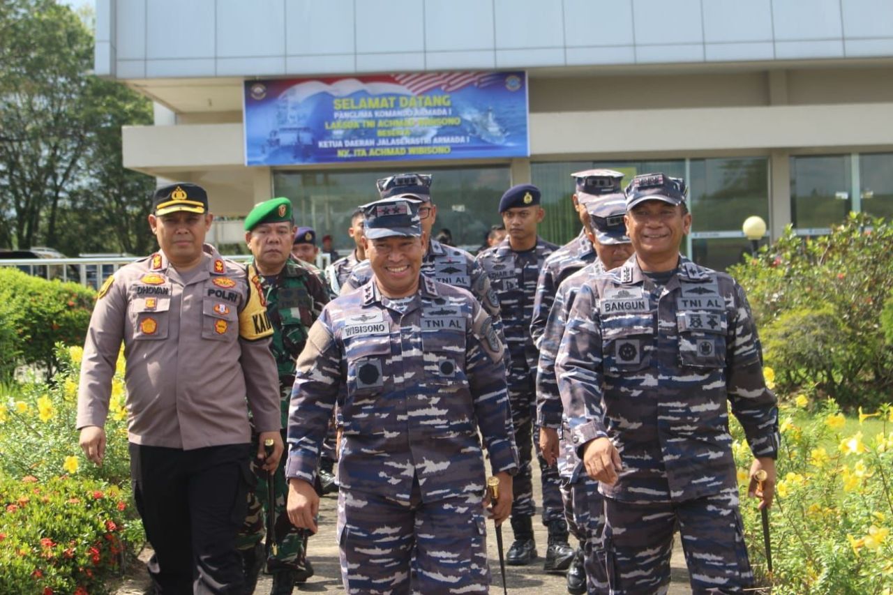 Pangkoarmada I dan Keluarga Besar Lanal Dumai Bertatap Muka