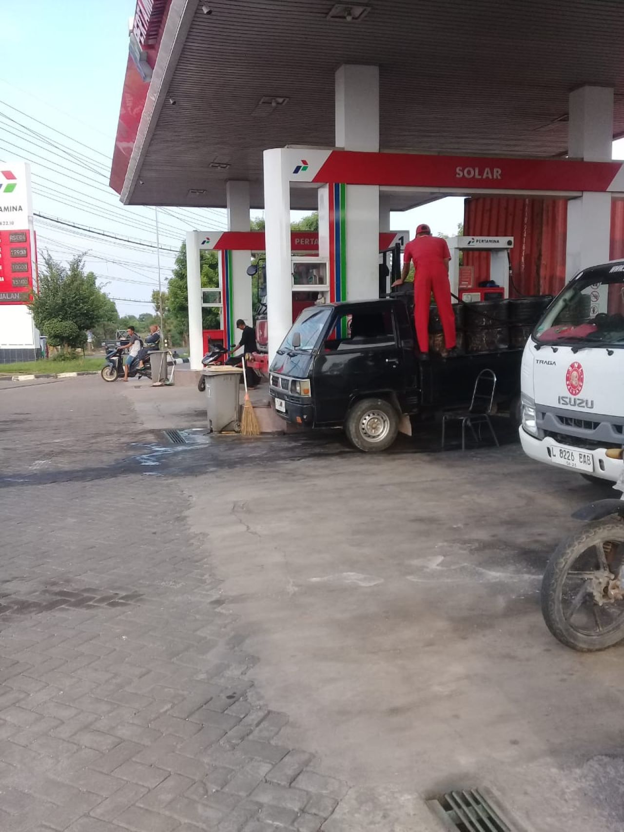 SPBU 54.62210 Kemantren Diduga Menyalahgunakan Penjualan BBM Solar, Sopir: Solar Milik Sholikin Dikirim ke TPI Brondong
