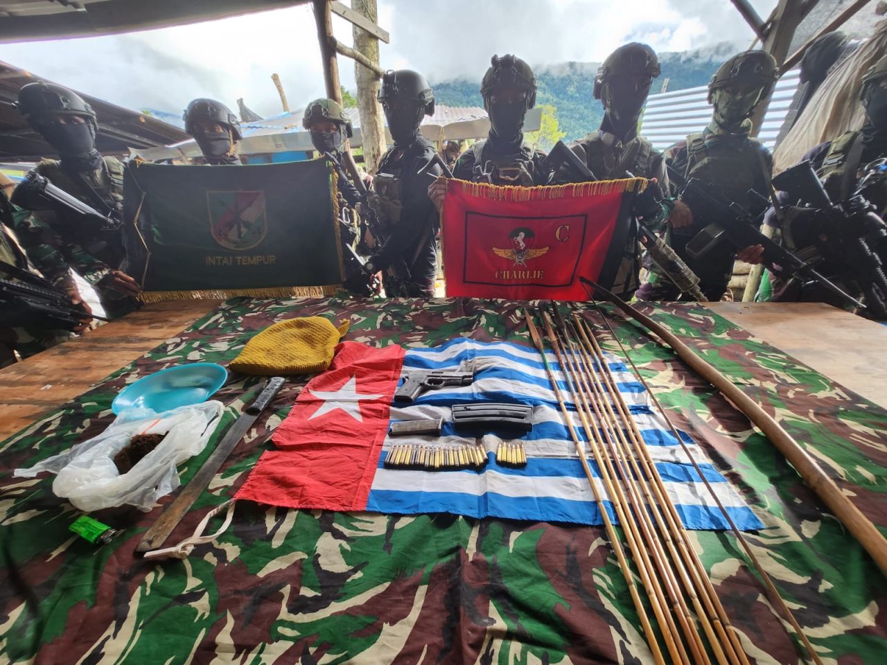 Atasi Serangan OPM Pimpinan Egianus Kogoya Ke Pos TNI, Koops TNI Habema Sita Senpi dan Puluhan Munisi