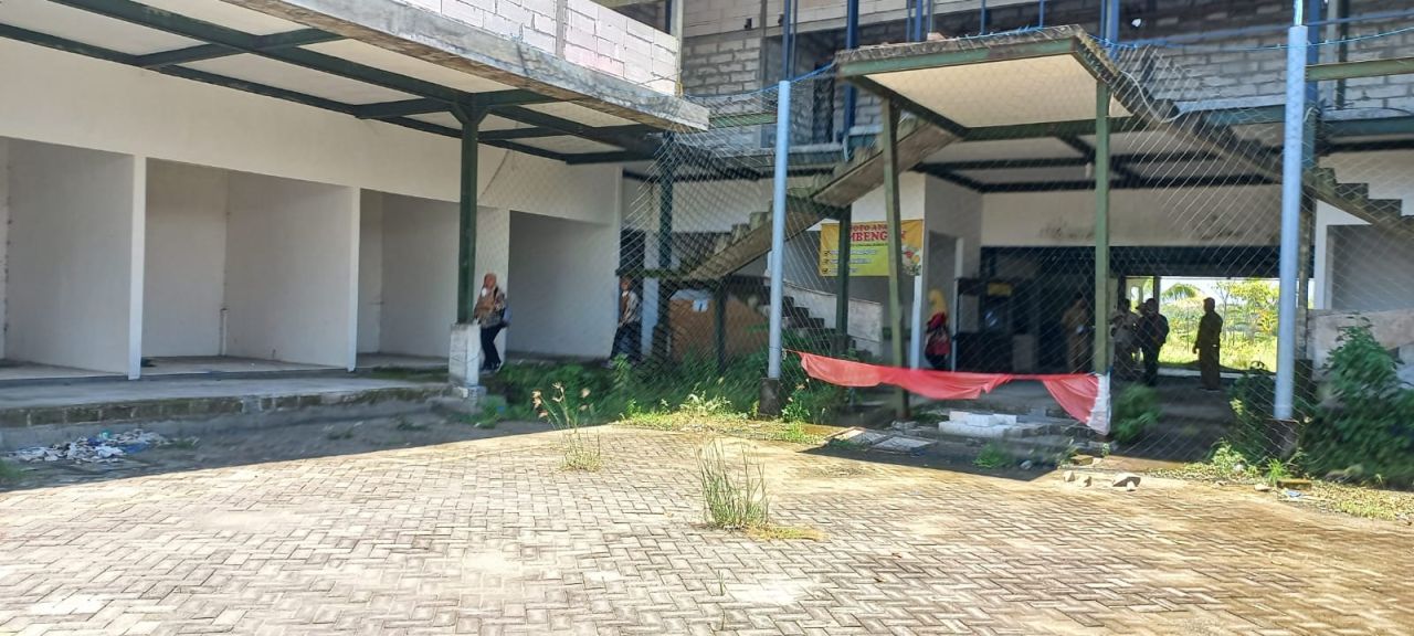 Para Pemilik Stand Sentra Kuliner Sukodadi Ancam Turun Jalan, Rollando Shein Jonna: Mohon Bersabar Tak Usah Turun Aksi