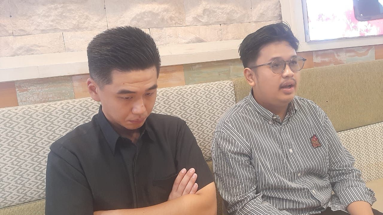 HF Didampingi Kuasa Hukumnya Advokat Billy Handiwiyanto Menyakal Tuduhan Melakukan Penganiayaan
