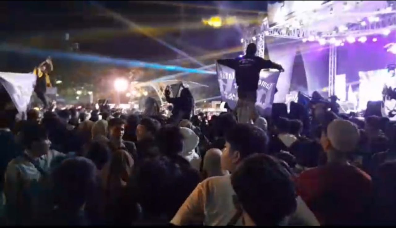 Peluncuran Maskot Pilkada 2024 Di Lamongan Ricuh Undang Artis Ternama Dan Live Dj Pemborosan Uang Rahyat