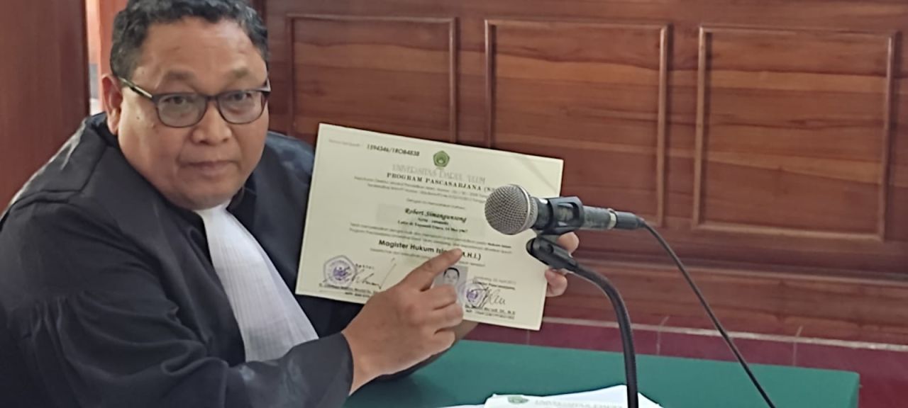 Lanjutan Sidang Gelar M.H Robert Simangunsong, Cukup Telpon di Tahun 2019 Langsung Surat Keterangan Mahasiswa Terbit