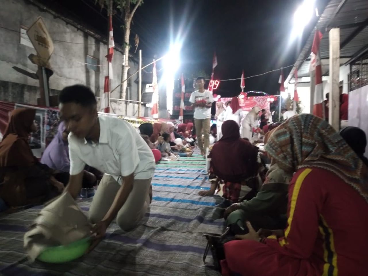 Peringati HUT RI Ke 79 RT 01 RW 05 Desa Sukodadi Lamongan Gelar Tasyakuran