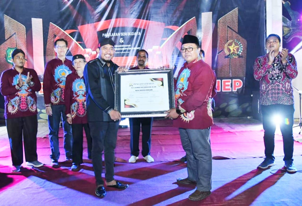 FKUB Sumenep Nobatkan Bupati Achmad Fauzi Wongsojudo Sebagai Bapak Moderasi Beragama
