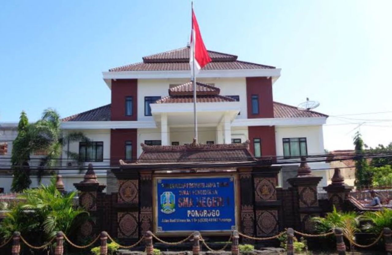Penggunaan Anggaran Dana BOS di SMAN 1 Ponorogo Diduga Tidak Transparan