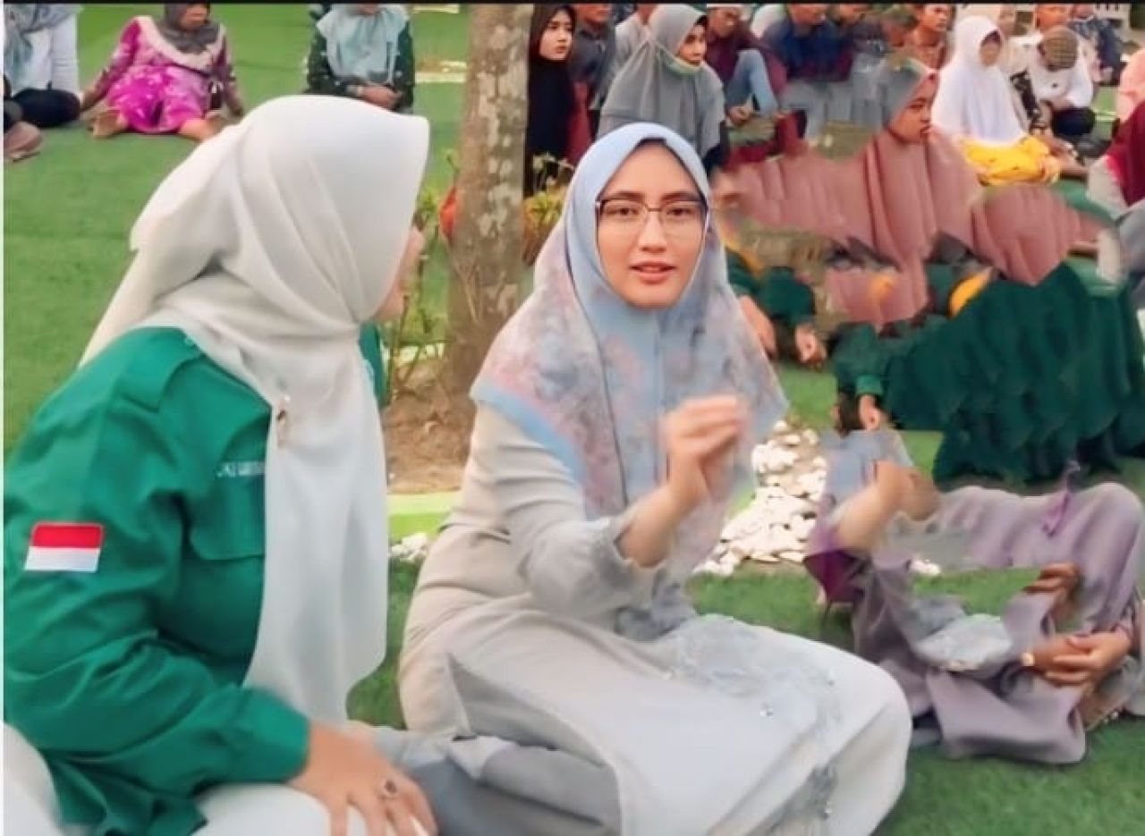 Salah Satu Visi Misi Cawabup Farida Hidayati Siapkan Dana Abadi Untuk Pendidikan dan Pesantren, Bojonegoro Maju