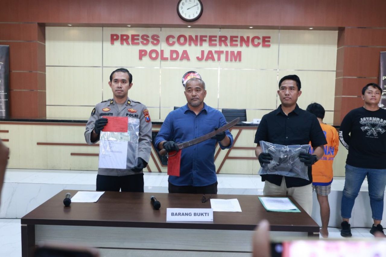 Kasubdit III Jatanras Ditreskrimum Polda Jatim Lumpuhkan Komplotan Begal Bersajam di Surabaya