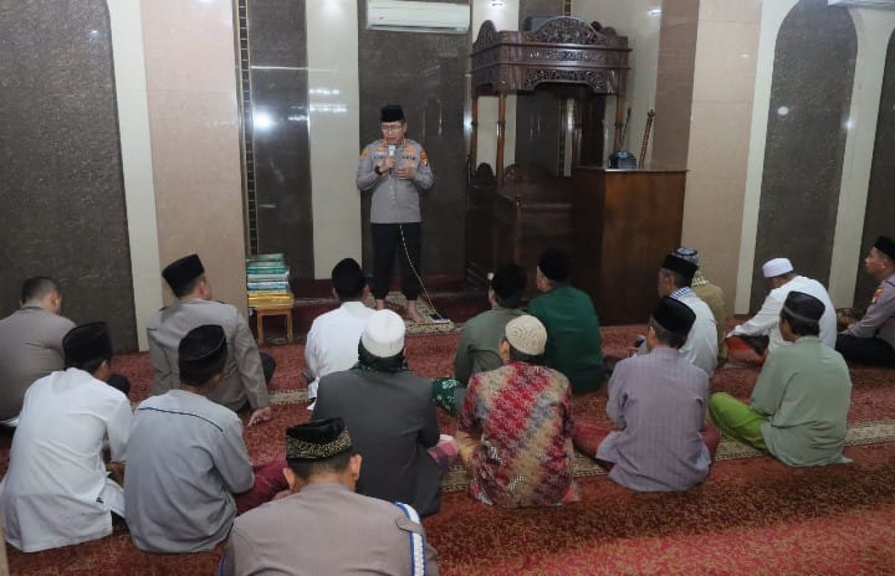 Kapolres Metro Jakarta Utara Gelar Subuh Keliling di Masjid Jami Al-Hidayah