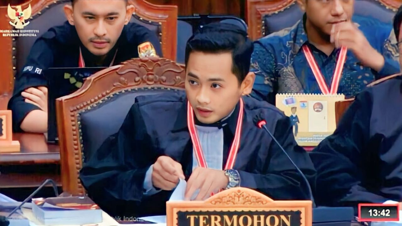 Pengacara Muda Ahmad Karomi Akbar Mendirikan Kantor Hukum di Bojonegoro