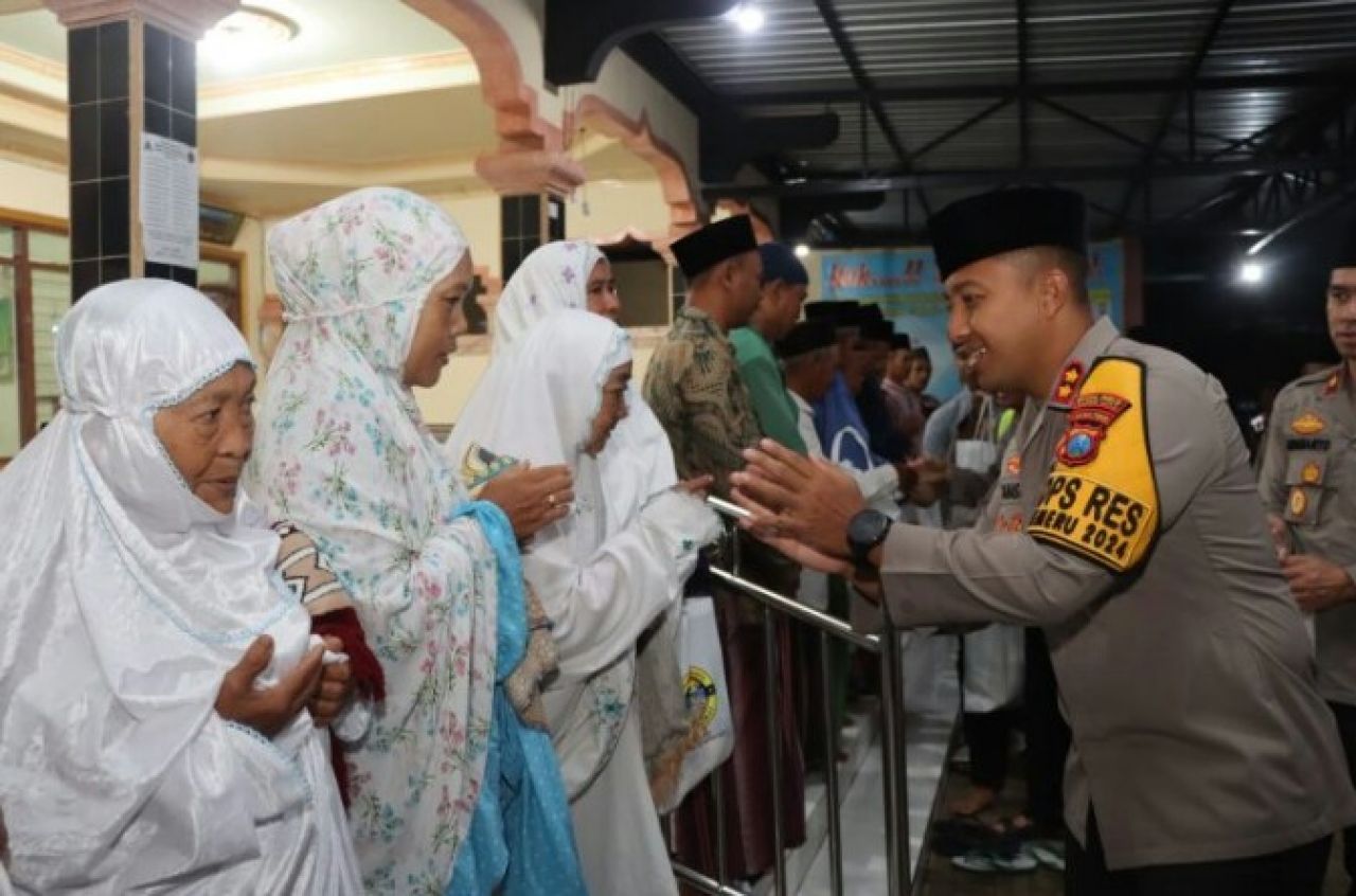 Giat Safari Sholat Subuh, Kapolres Kediri Kota Beri Himbauan Kamtibmas di Bulan Ramadhan ini