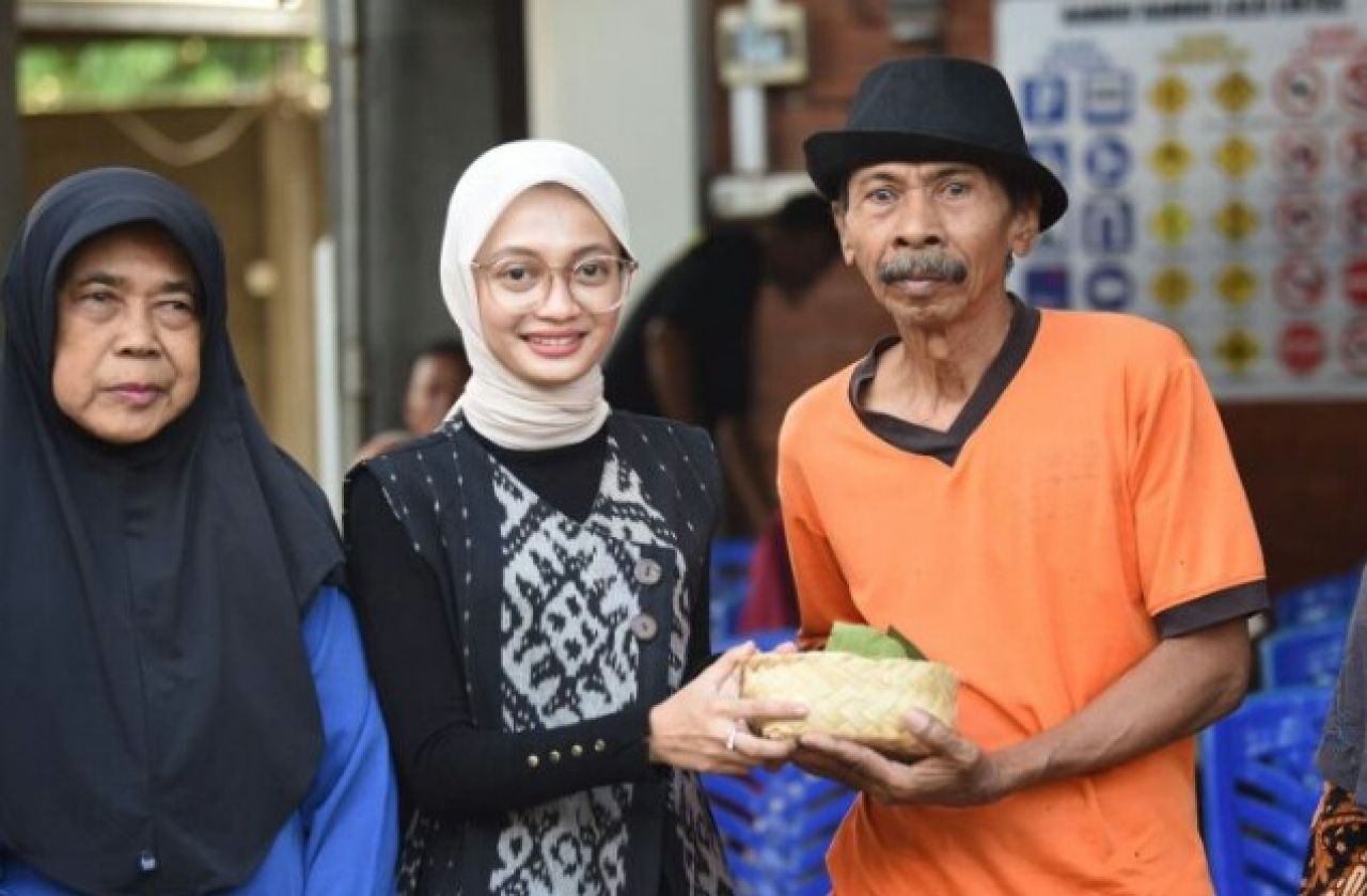 Besek dan Daun Jati, Langkah Nyata Mbak Wali Dorong Masyarakat Jaga Kelestarian Lingkungan